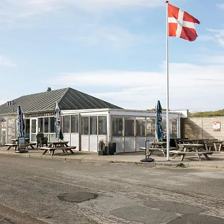 Holiday Xiii Vestervig
